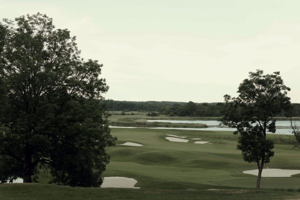Hyra radhus i Bro Mälarstrand – Golfbana